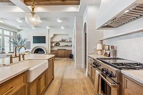 Rosemary 7 Bedroom Home