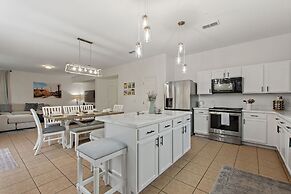 World Showcase At Windwood Bay By Shine Villas 5 Bedroom Villa