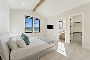 Palla Wake 5 Bedroom Home