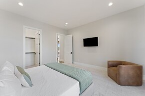 Palla Wake 5 Bedroom Home