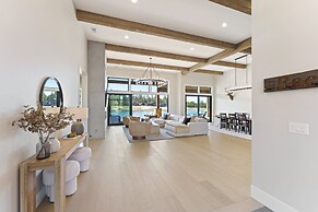 Palla Wake 5 Bedroom Home