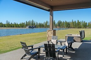 Palla Wake 5 Bedroom Home