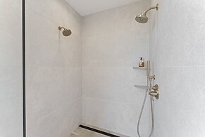 Palla Wake 5 Bedroom Home