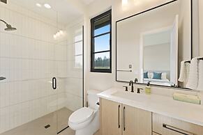 Palla Wake 5 Bedroom Home