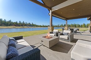 Palla Wake 5 Bedroom Home