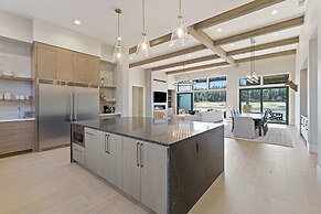 Palla Wake 5 Bedroom Home