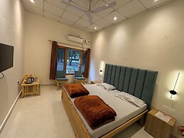 The Cocoon - Boutique Stay