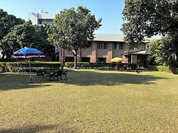 The Cocoon - Boutique Stay