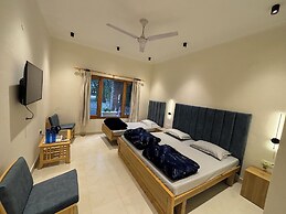 The Cocoon - Boutique Stay