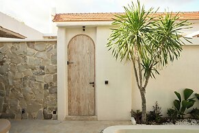 Armonia Bali Legian Villas