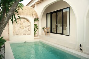 Armonia Bali Legian Villas