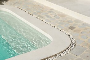 Armonia Bali Legian Villas