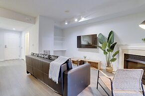 Stylish & Cozy Apartment in Ballston