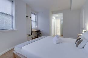Stylish & Cozy Apartment in Ballston