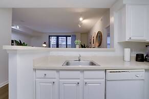 Stylish & Cozy Apartment in Ballston