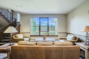 Cozy 1BR Near Trails w/ Shuttle to Slopes and Town