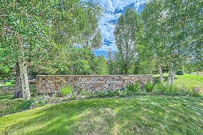 Cozy 1BR Near Trails w/ Shuttle to Slopes and Town