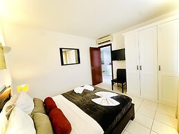 Tropical Oasis in Santa Maria