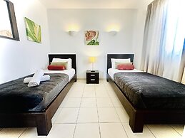 Tropical Oasis in Santa Maria