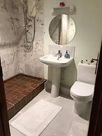 Room-orchard Manor, Fore Street, Probus,