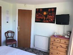 Room-orchard Manor, Fore Street, Probus,