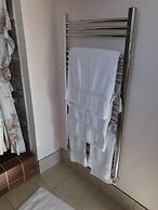 Room-orchard Manor - King Room 5 With Pa