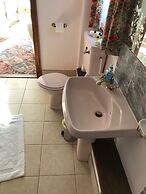 Room-orchard Manor - King Room 5 With Pa