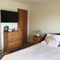 Room-orchard Manor, Fore Street, Probus