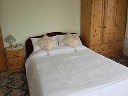 Room-orchard Manor, Fore Street, Probus