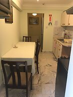 Room-orchard Manor, Fore Street Probus,