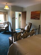 Room-orchard Manor, Fore Street Probus,