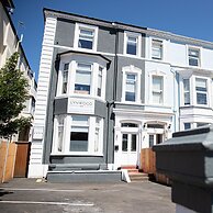 Lynwood House Hotel