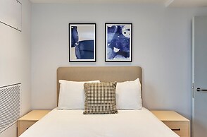 Upscale Two-bedroom Home in a Brutalist Setting