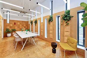 Upscale Two-bedroom Home in a Brutalist Setting