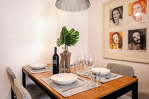 Pinheiros piscina vaga -Brazilian Corner