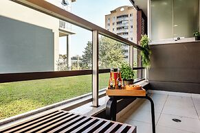 Pinheiros piscina vaga -Brazilian Corner