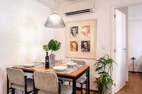 Pinheiros piscina vaga -Brazilian Corner