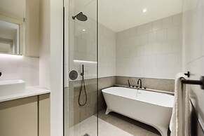 The Notting Hill Gate Wonder - Modern 2bdr Flat