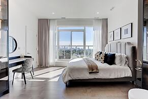 INFIVILLA Deluxe Penthouse Suite