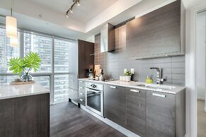 INFIVILLA Deluxe Penthouse Suite