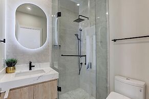 INFIVILLA Deluxe Penthouse Suite