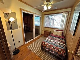 Mount Peale Country Inn and Cabins