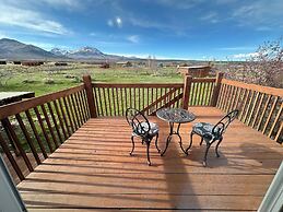 Mount Peale Country Inn and Cabins