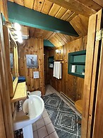 Mount Peale Country Inn and Cabins