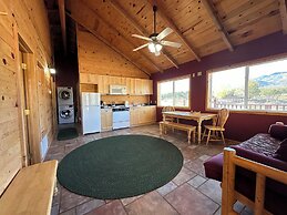 Mount Peale Country Inn and Cabins