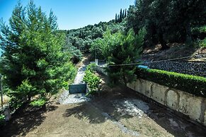 Giannis House 2022 by Corfu Escapes