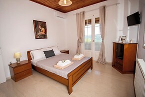 Giannis House 2022 by Corfu Escapes