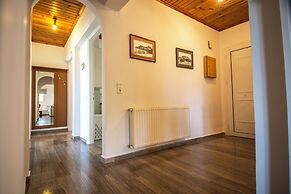 Giannis House 2022 by Corfu Escapes