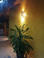 Suites  Casa de Piedra y Colores-Aak