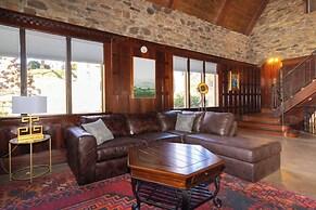 Midtown Castle - Royal in Columbus